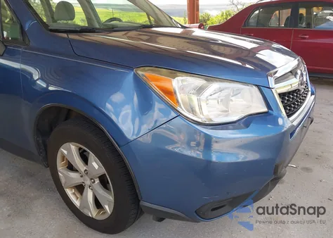 2015 Subaru Forester 2.5I z USA, uszkodzony, nr VIN JF2SJABC1FH462145